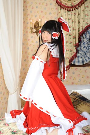 amateur pic reimu131