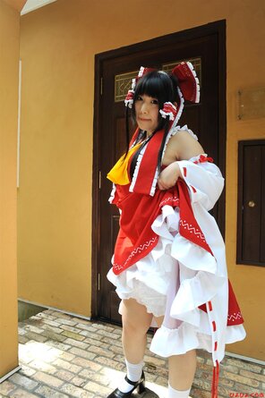 amateur pic reimu165