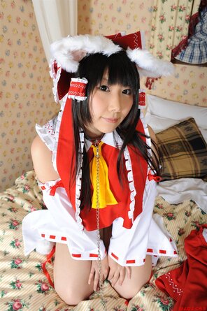 amateur pic reimu279