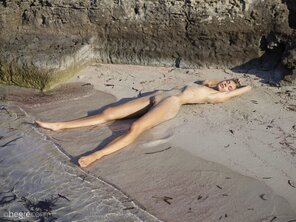 amateur pic francy-nude-paradise-02-14000px