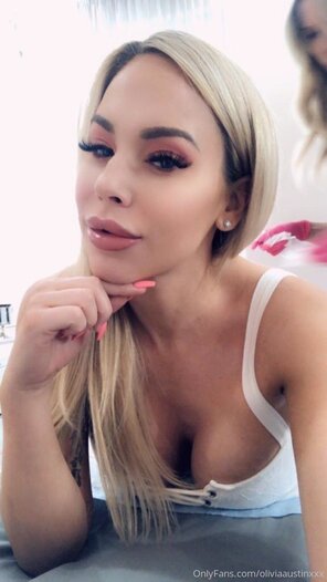 amateur pic oliviaaustinxxx-06-08-2019-49277435-For those of you who missed my exclusive footage DM me to get a glimpse of this plump, vol