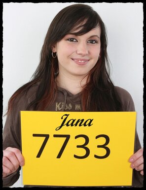 amateur pic 7733 Jana (1)