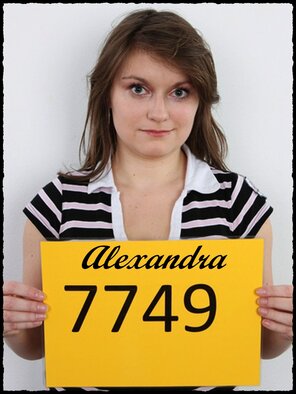 amateur pic 7749 Alexandra (1)