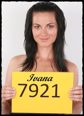 amateur pic 7921 Ivana (1)