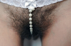 Hairy_Pussy_01_D2DDF0D2_AD82_4F72_92A8_D7E5E394CDE1