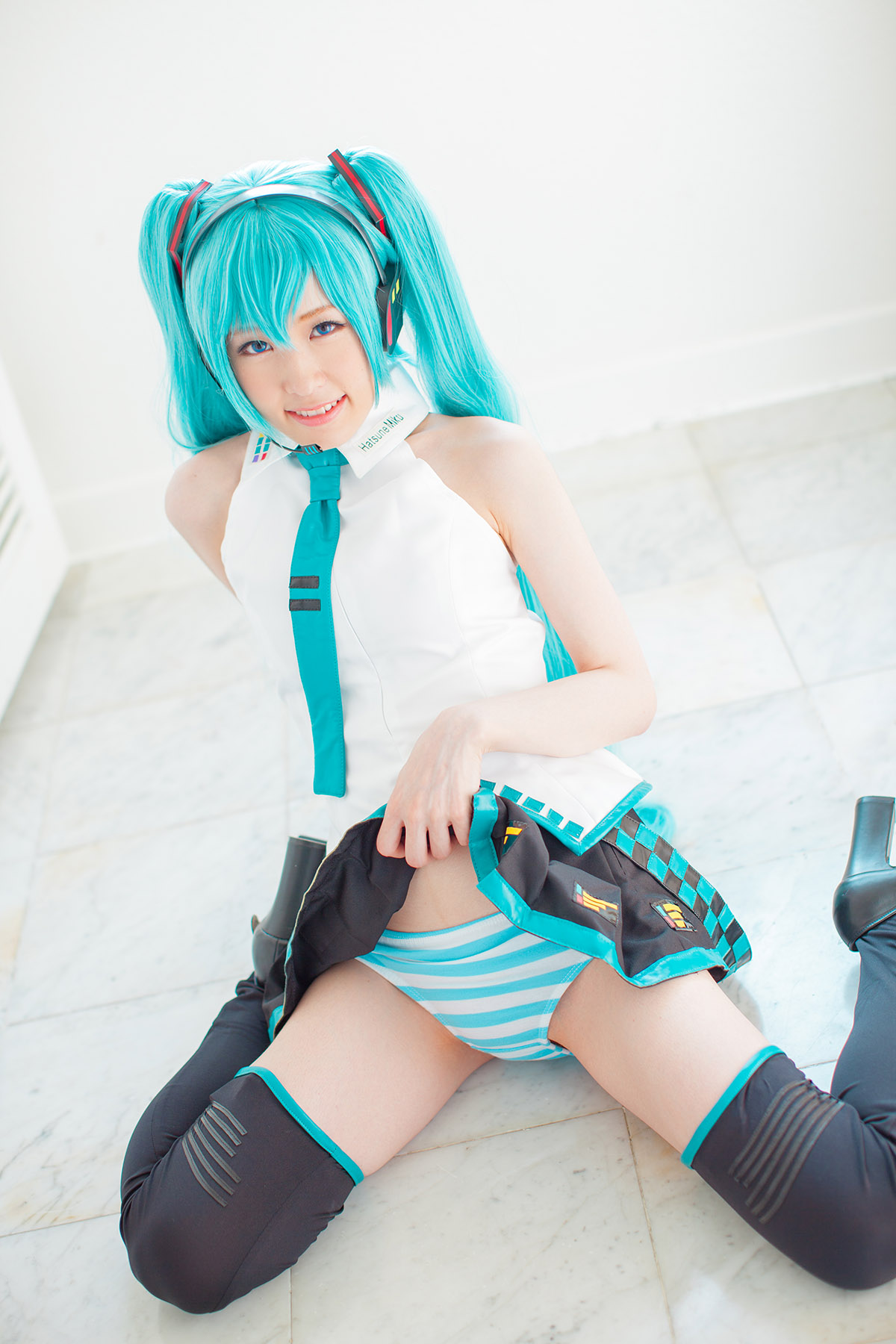 amateur photo [@factory (Tsuchiya Asami)] MikuCos (Vocaloid)_836530-0098