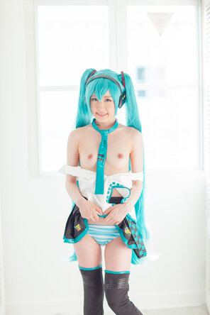 [ (Tsuchiya Asami)] MikuCos (Vocaloid)_836530-0192