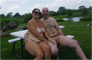 amateur pic Amateur Couple Missy and George Outdoor Fun