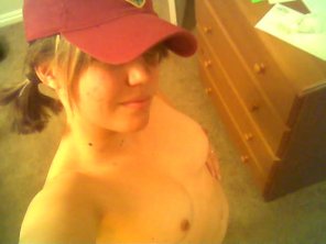 amateur pic Red hat