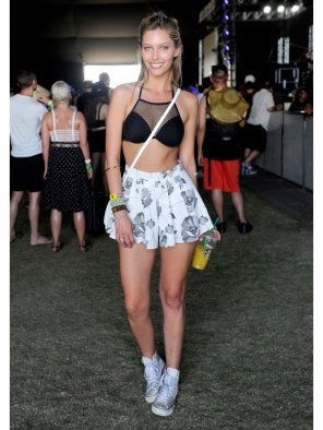 Coachella cutie