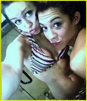 amateur pic Miley Cyrus (11)