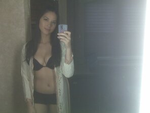 amateur pic Olivia Munn (7)