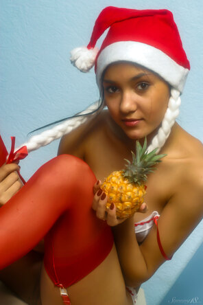 amateur pic Stunning_Clorina---Miss-Claus_Clorina-H_high_0038