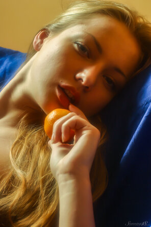 Stunning_Edesia---Fruit-on-the-Blue-Sofa_Edesia-J_high_0011