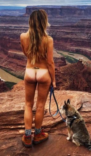 Hike naked