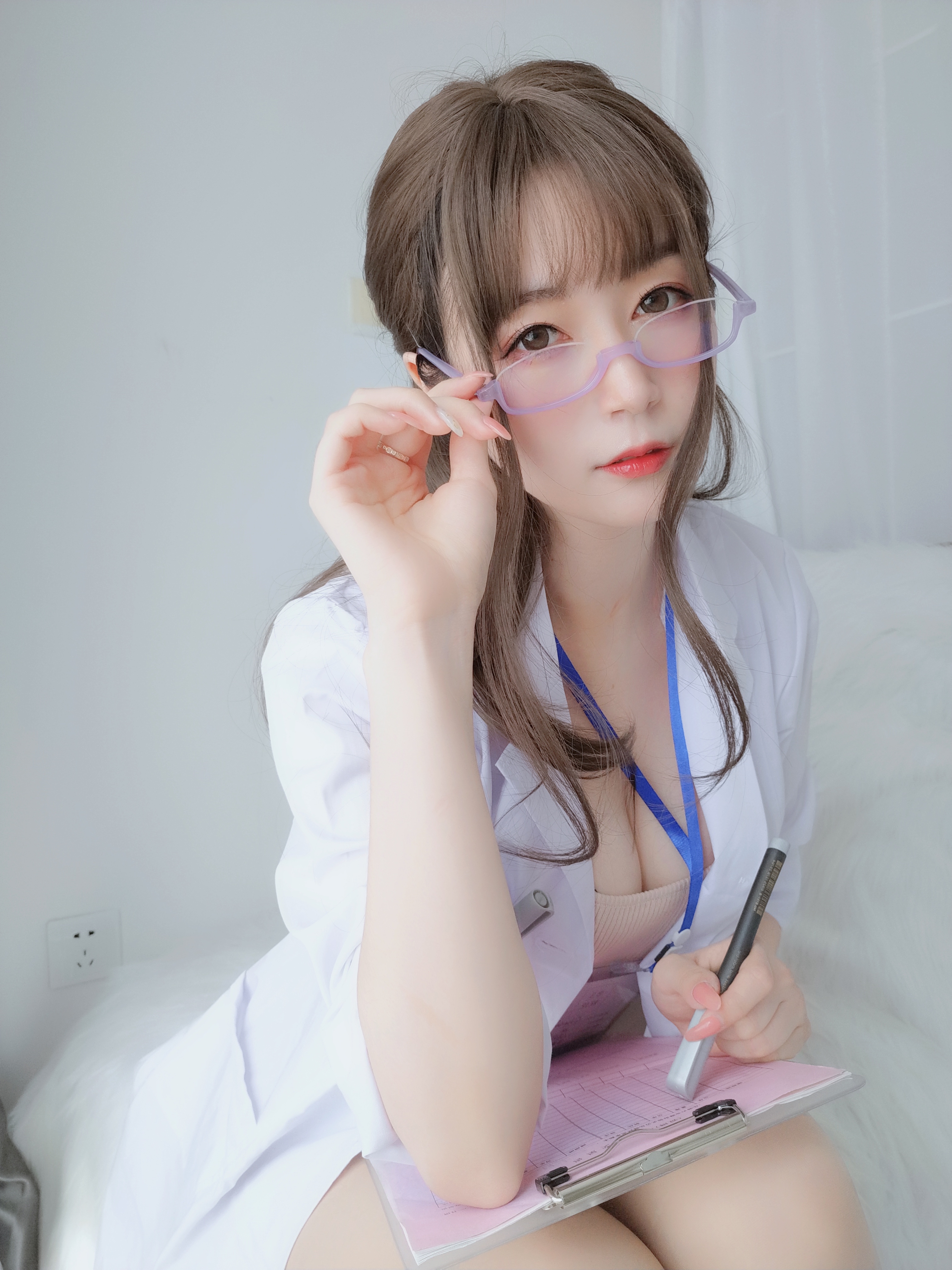 amateur photo Baiyin811 (白银81) - 私人医生 (8)