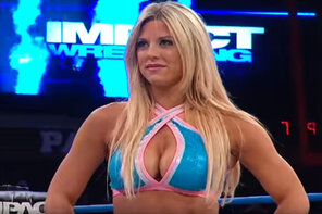 amateur photo Taryn Terrell Sexy in Ring