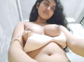 amateur pic Beautiful-Muslim-Girl-From-Hyderabad-Nude-Photos_003