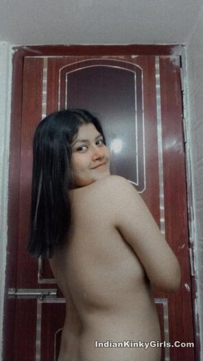 amateur pic Beautiful-Desi-Muslim-Girl-Nude-Selfies_006 (1)