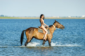 Stunning_Evanthe---Full-Day-Horseback-Riding_Evanthe-L_high_0041