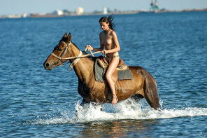 Stunning_Evanthe---Full-Day-Horseback-Riding_Evanthe-L_high_0070