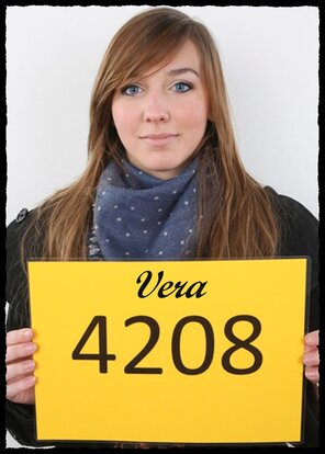 amateur pic 4208 Vera (1)