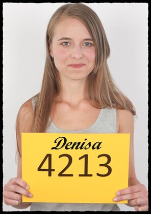 amateur pic 4213 Denisa (1)