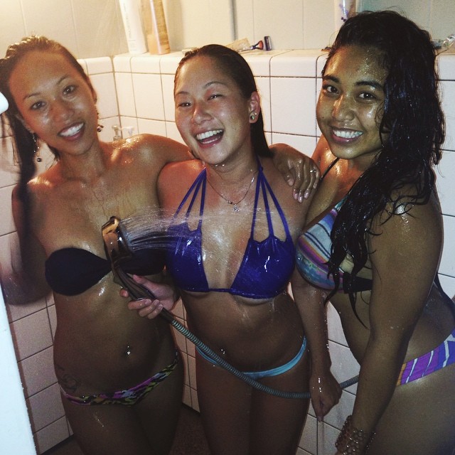 Hot Girls Showering