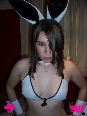 amateur pic Hannah UK British Teen Amateur Picture Collection - UK Amateur Hannah - LQ Bunny 01