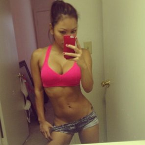 amateur photo Fit as fuck busty asian girl