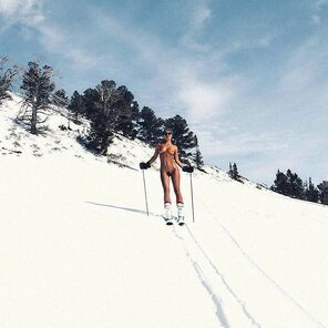 Ski Naked