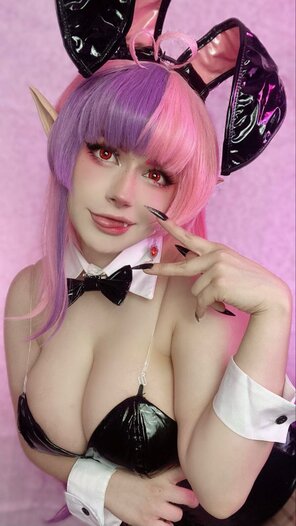 amateur pic Punk Macarroni - Ironmouse Bunny Suit (4)