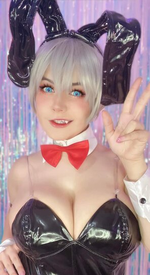 amateur pic Punk Macarroni - Uzaki Bunny Suit (1)