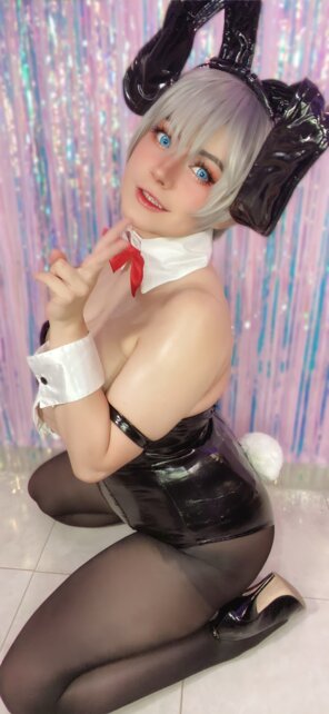 amateur pic Punk Macarroni - Uzaki Bunny Suit (16)