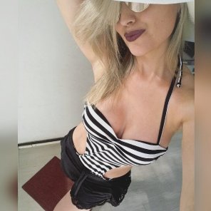 Hair Black Blond Beauty Selfie 