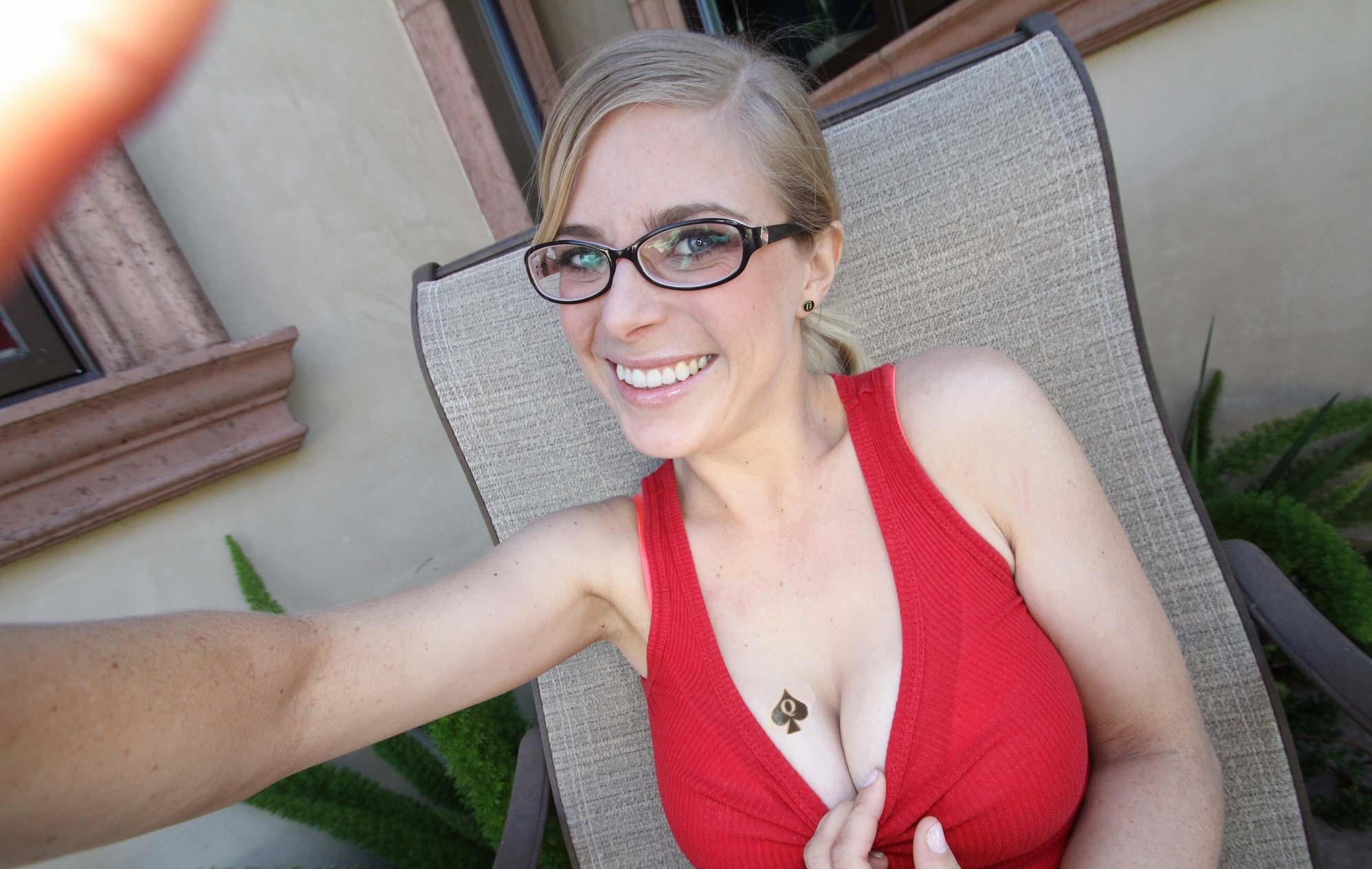 amateur photo Penny_Pax_QOS_Tat_pic