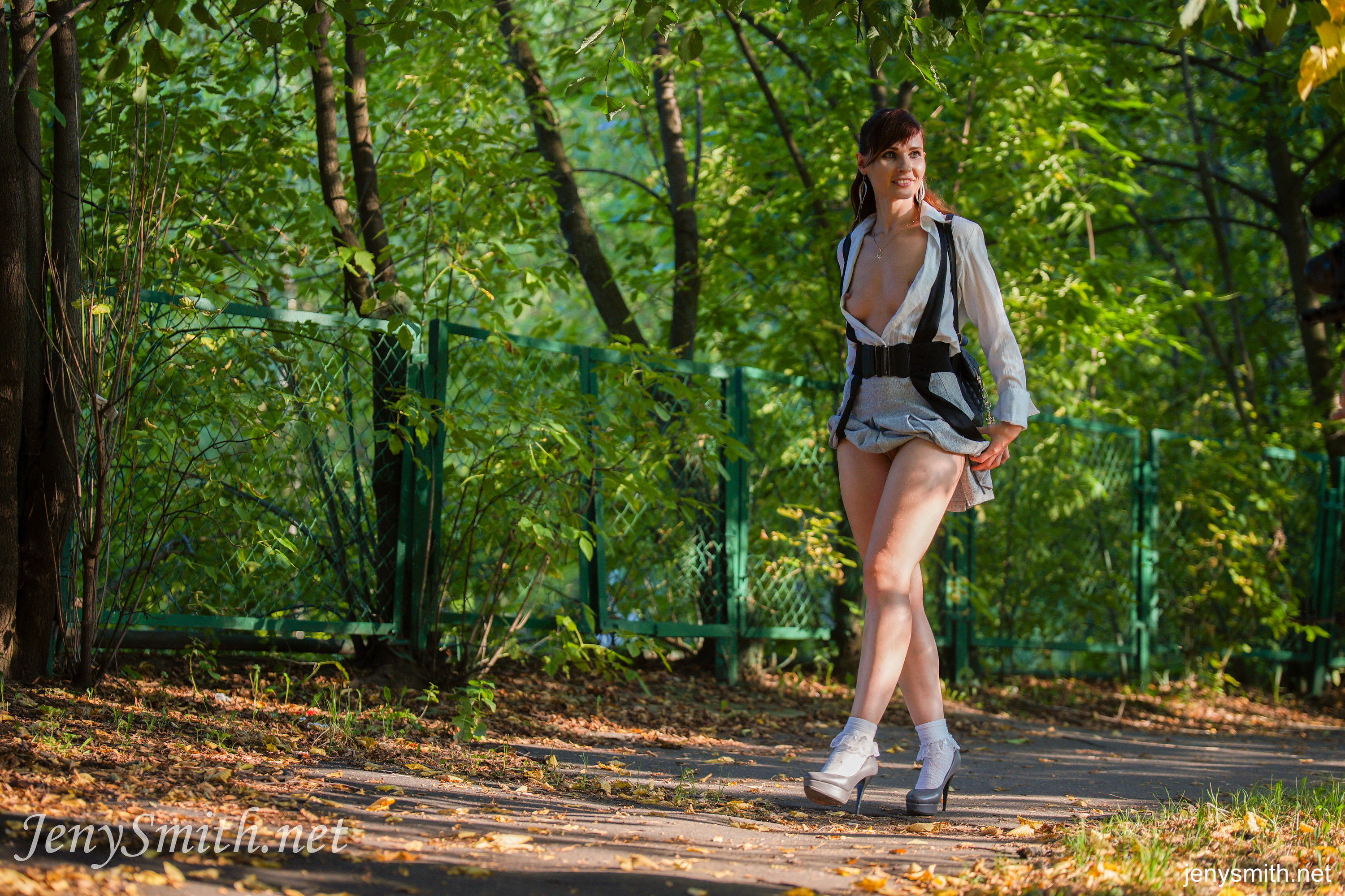amateur photo Jeny Smith in the Woods 046