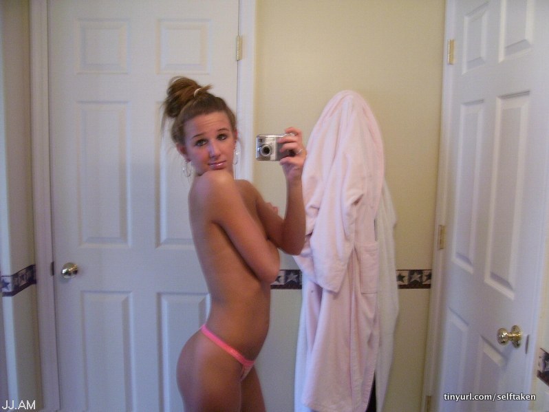 amateur photo Selfshot_mirror01159