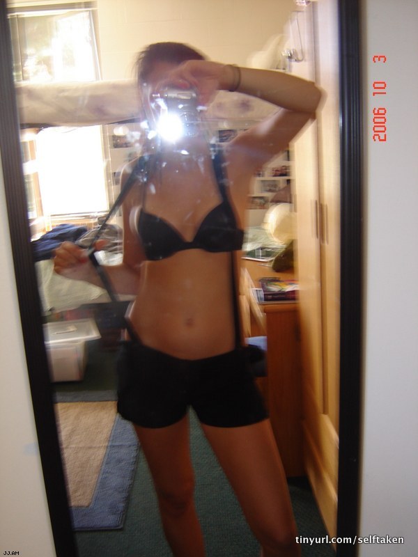 amateur photo Selfshot_mirror00406