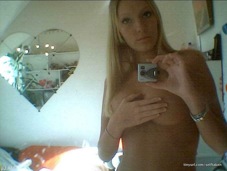 amateur photo Selfshot_mirror00922