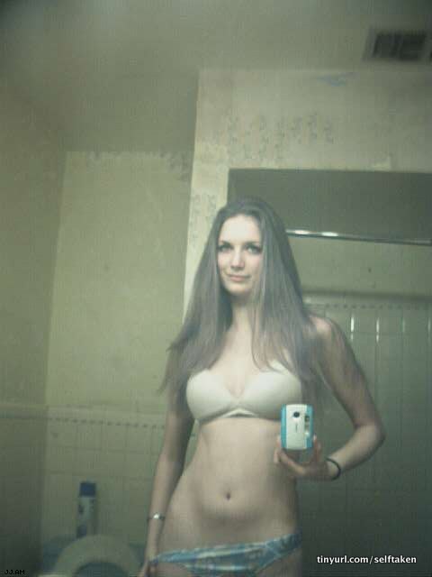 amateur photo Selfshot_mirror00941