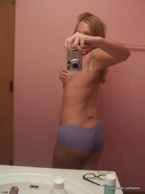 amateur photo Selfshot_mirror00993