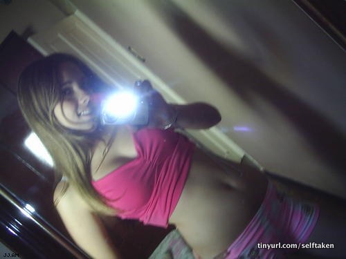 amateur photo Selfshot_mirror00858