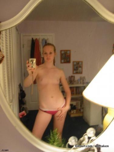 amateur photo Selfshot_mirror00853