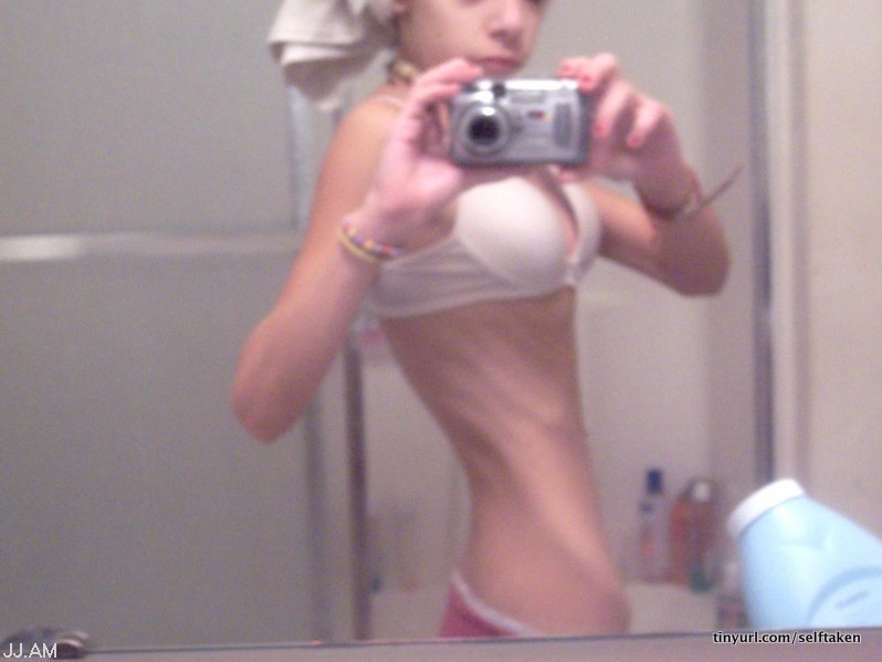 amateur photo Selfshot_mirror00595