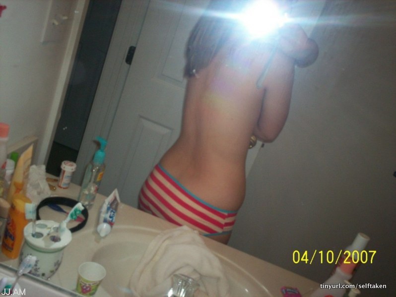 amateur photo Selfshot_mirror00456