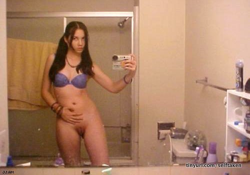 amateur photo Selfshot_mirror00499