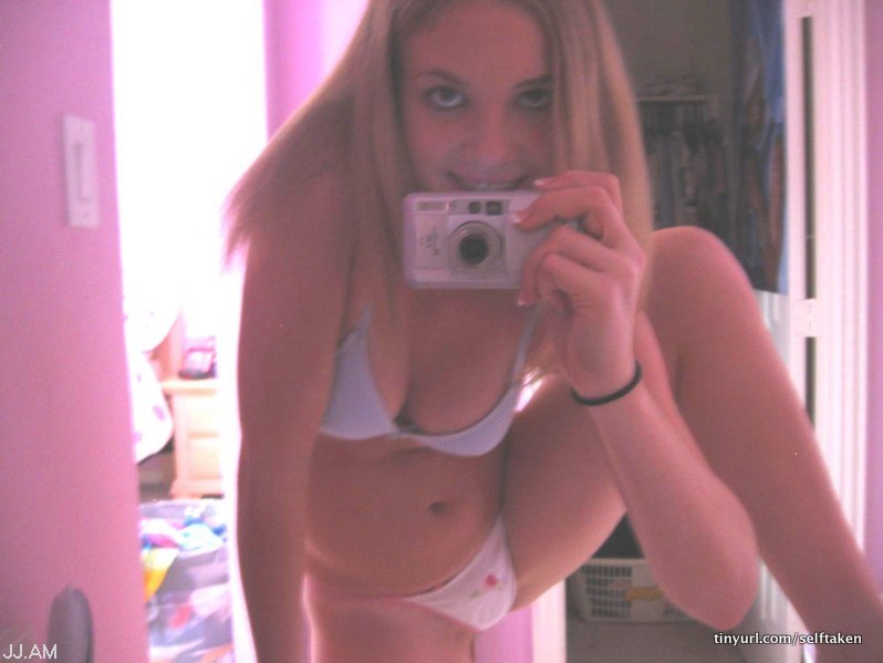 amateur photo Selfshot_mirror01132