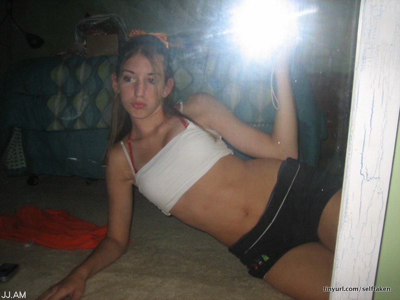 amateur photo Selfshot_mirror00848