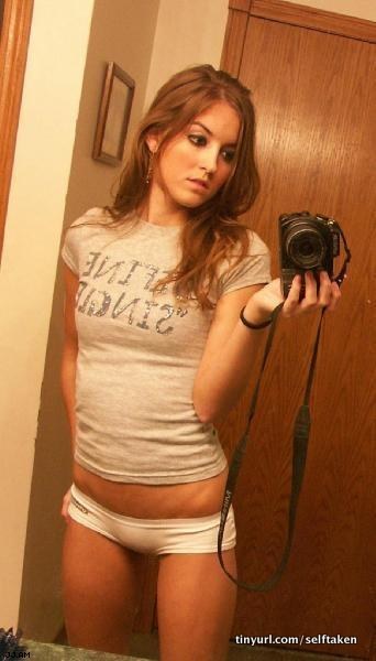 amateur photo Selfshot_mirror00048